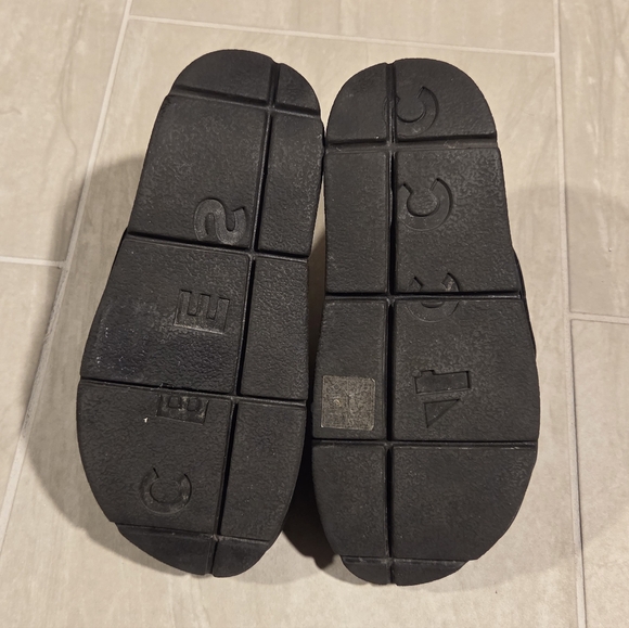 GUC 4CCCCEES Mellow Glow Sandals, Black - Picture 10 of 14